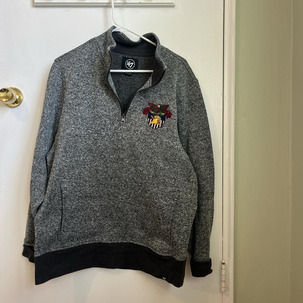 USMA West Point embroidered 47 Gray Men's Sweater